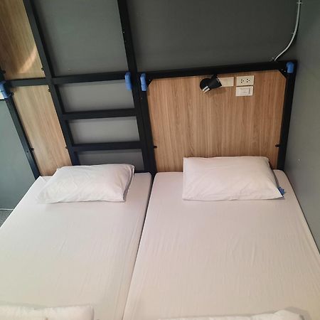Sleep To Fly Hotel & Hostel Suvarnabhumi Airport Bangkok Eksteriør bilde