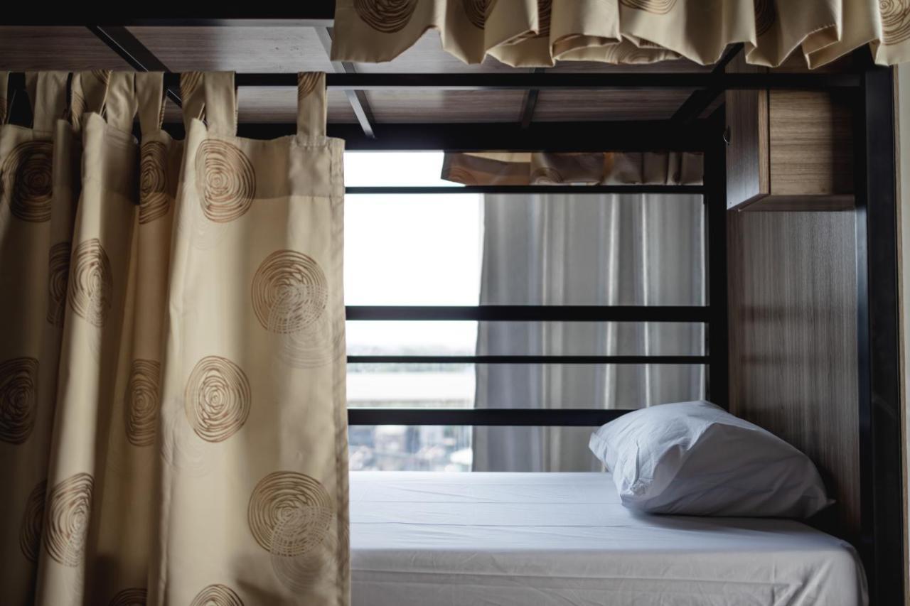 Sleep To Fly Hotel & Hostel Suvarnabhumi Airport Bangkok Eksteriør bilde